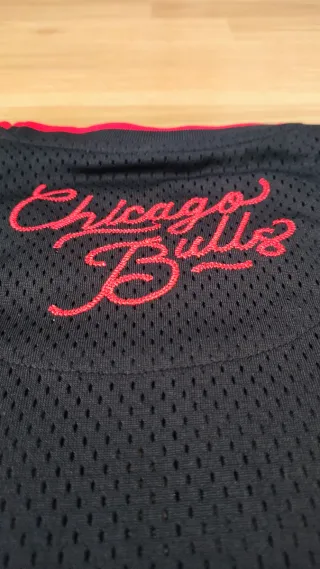 Camiseta Chicago Bulls Negra Talla L (RP)