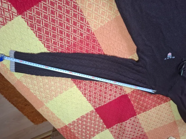 Jersey Gant Marrón con Capucha