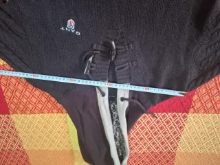 Jersey Gant Marrón con Capucha