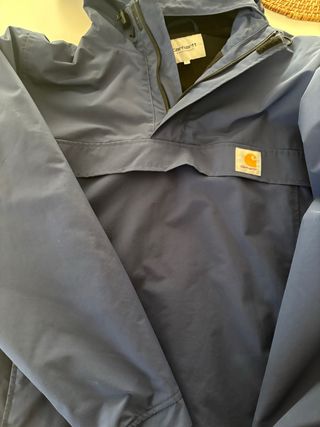 Cazadora Carhartt Azul , muy poco uso.