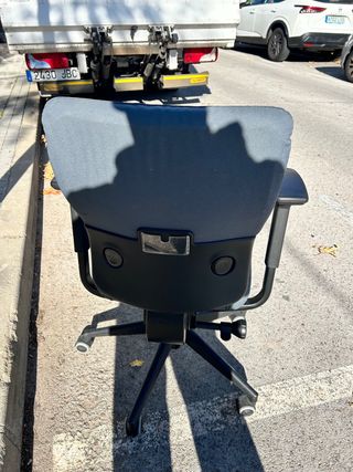 Silla de oficina ergonómica steelcase