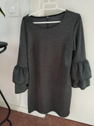 Vestido gris plateado midi