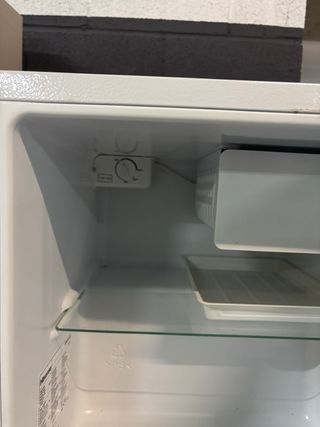 Nevera Hisense Blanca. Si eres de Zgz  te la llevo