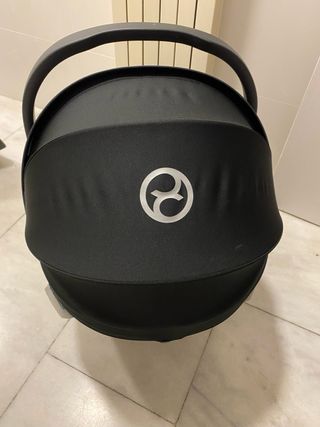 Silla de coche Cybex Gold, incluye la base. Isofix