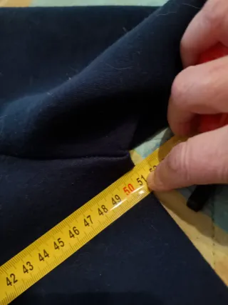 Giacca invernale nera con cappuccio