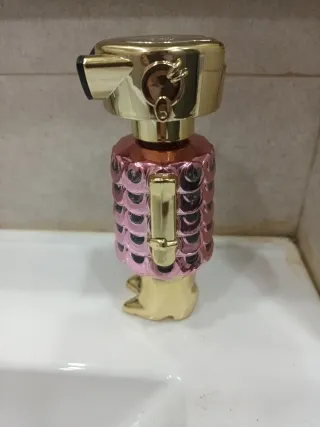 Perfume Fame Paco Rabanne Dorado y Rosa