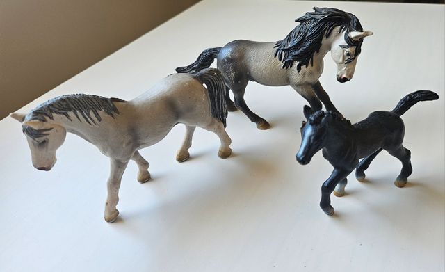 Lote 3 Caballos Schleich
