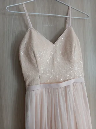 Vestido de fiesta/novia rosa.