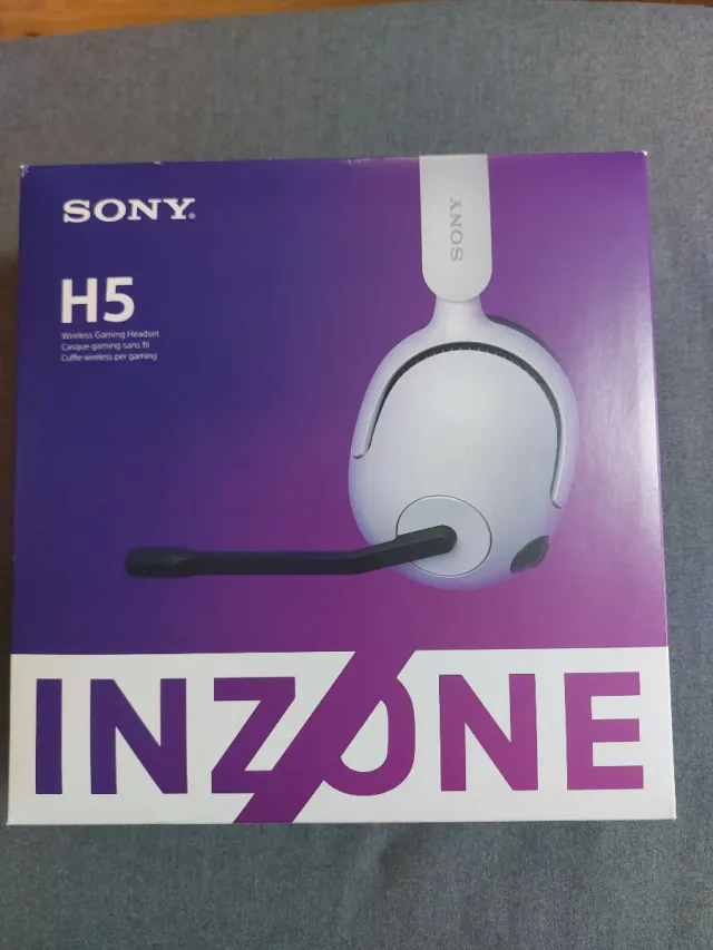 Auriculares Sony Inzone H5 Blancos y Negros