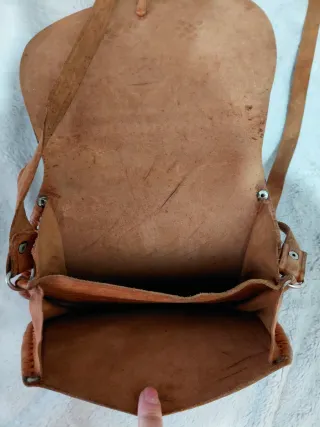Bolso Cuero Repujado Artesanal Marrón