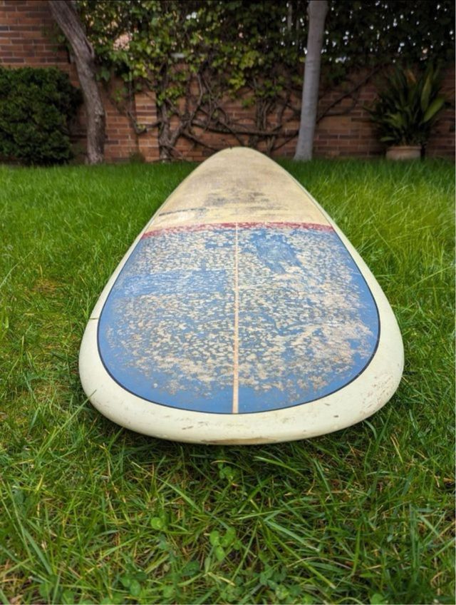 Longboard Epoxy 9' con quilla e invento