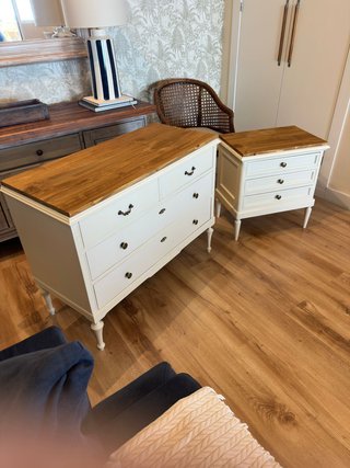 Preciosa cómoda de madera restaurada a tu gusto
