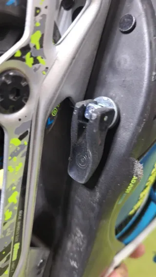 Patines en línea ajustables 35/38+ protecciones