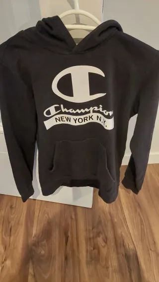 Sudadera Champion Negra con Logo Talla 13/14