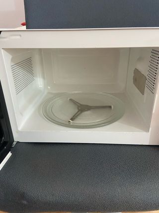 Microondas Bluesky 700W