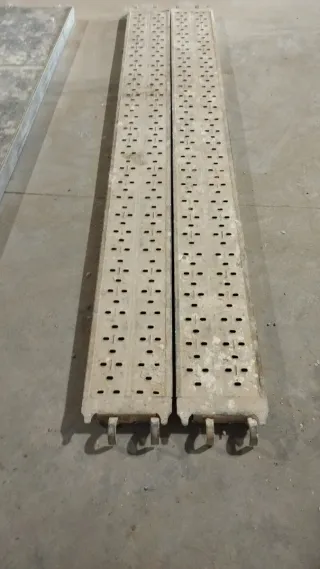 2 Chapas Andamio Europeo