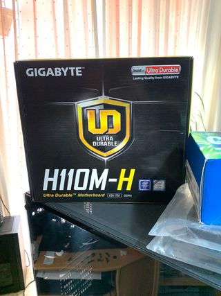 Caja + Placa Gigabyte H110M-H + Intel i5 7500