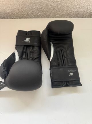 2 pares deGuantes Boxeo Leone Black Edition Nuevos