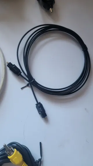 Cavi e alimentatori vari