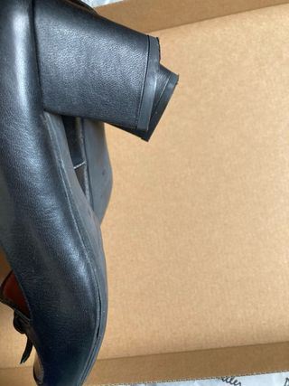 Zapatos de piel Montesinos talla 35