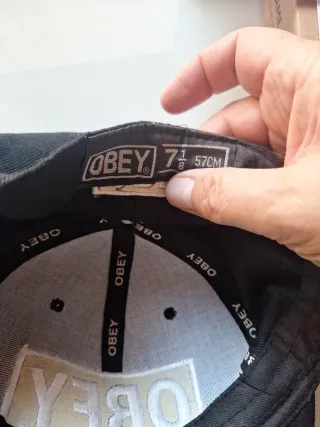 Gorra Obey Negra