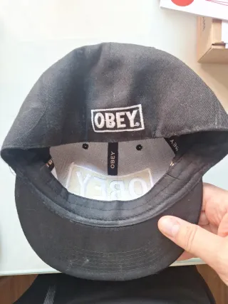 Gorra Obey Negra