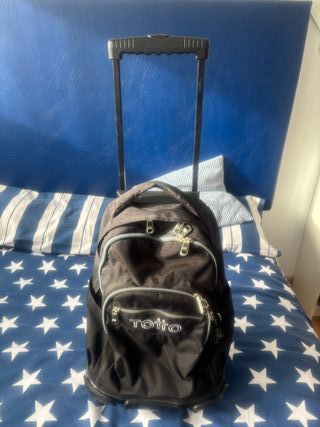 Mochila Totto con ruedas, poco uso