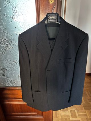 Traje negro de vestir, cintura de pantalon 97