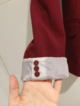 Americana Stradivarius Granate Talla M