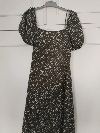 Vestido verde estampado flores talla M