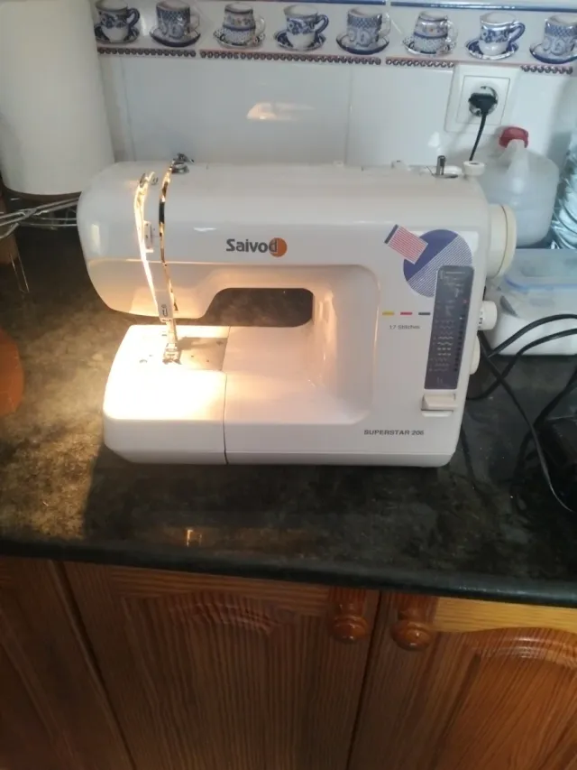 Macchina da cucire Saivod Superstar 206