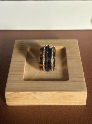 Anillo Swarovski Dorado y Negro