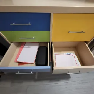 Cómoda infantil de madera multicolor