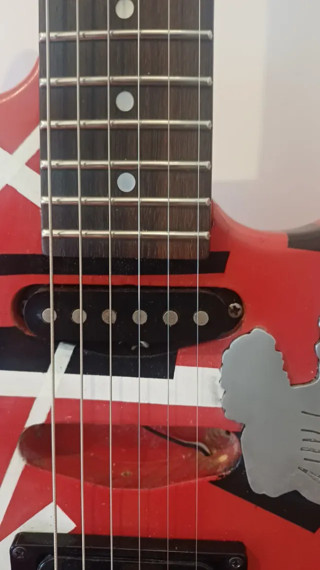 Guitarra Eléctrica Edición Eddie Van Halen