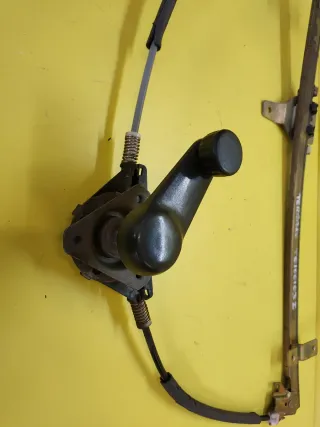 ELEVALUNAS DELANTERO IZQUIERDO NISSAN TERRANO II