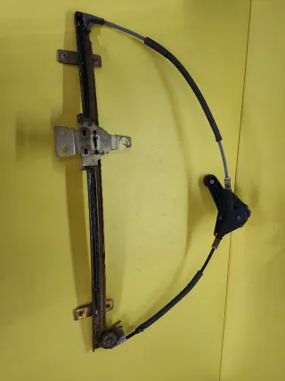 ELEVALUNAS DELANTERO IZQUIERDO NISSAN TERRANO II