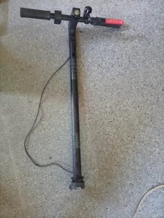 Timón patinete eléctrico con pantalla