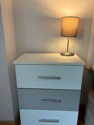 Conjunto mesitas noche, comoda y espejo