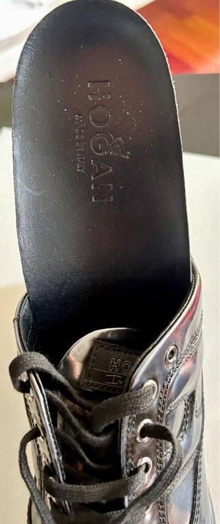 Zapatillas Hogan Piel Negra y Plateada