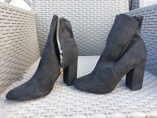 Stivaletti Primadonna camoscio nero tacco 36