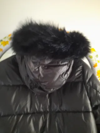 Pelliccia nera double face con cappuccio