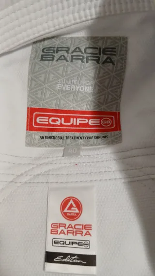 Kimono Gracie Barra Blanco talla A0 Usado 4 veces