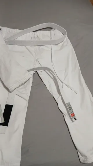 Kimono Gracie Barra Blanco talla A0 Usado 4 veces