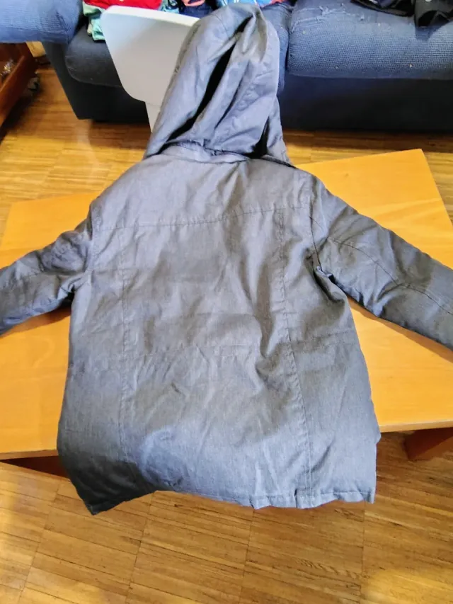 Cappotto bambino taglia 12 anni (152 cm). Orchestra