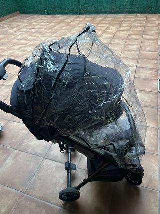 Silla de paseo INGLESINA. Ligera, cómoda.