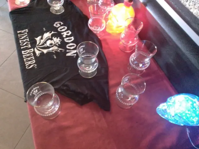 Set 12 Bicchieri Gordon + T-shirt