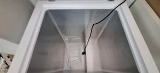 Congelatore a pozzetto Hisense bianco