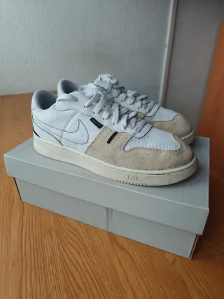 Zapatillas Nike Squash Type Beige/Blanco