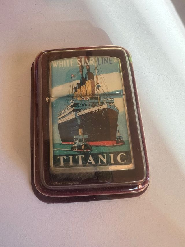 Accendino Titanic White Star Line