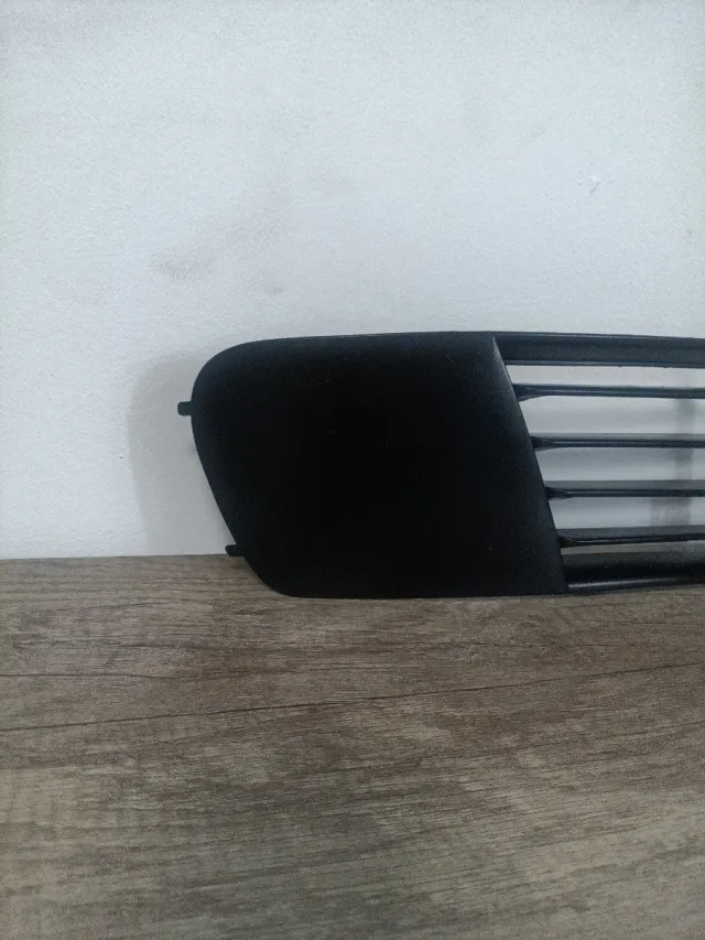 Parrilla Parachoques Seat córdoba Ibiza 2006